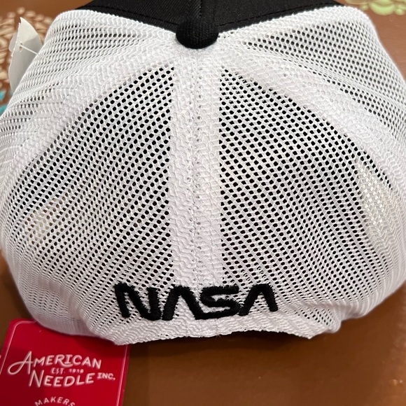 NASA ballcap, NWT, authentic, stitched eagle,mesh, adjustable. Apollo 11… - Picture 4 of 9